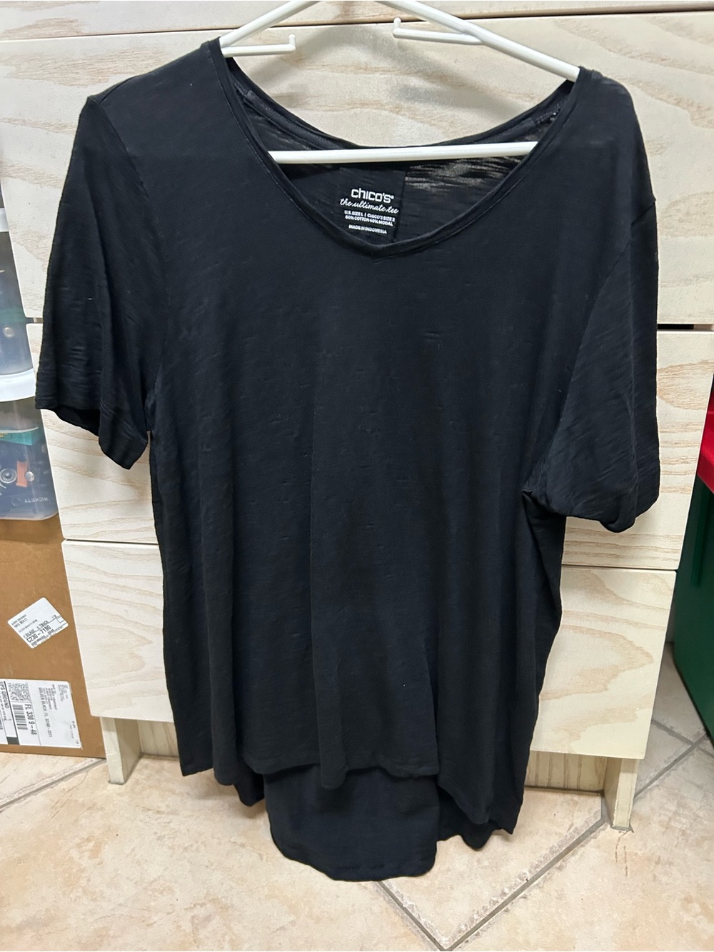 Chico's Black Short Sleeve V-Neck Tee